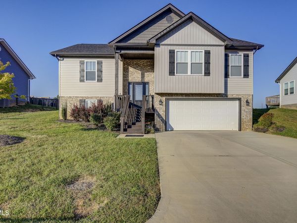 1350 Lemongrass Drive, Jonesborough, TN 37659