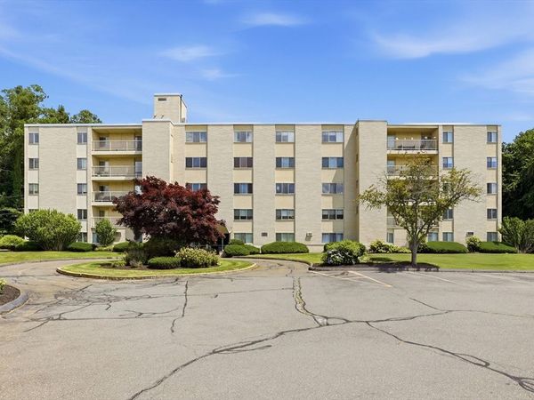 300 Park Terrace Drive, Unit 358, Stoneham, MA 02180
