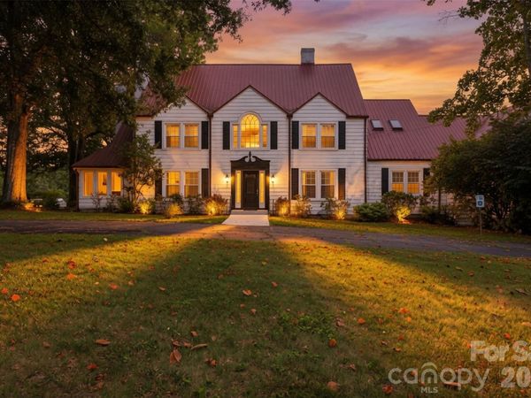 1670 Southwest Boulevard, Newton, NC 28658