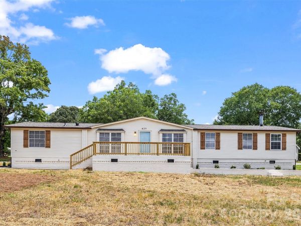 625 Lakeview Road, Salisbury, NC 28147