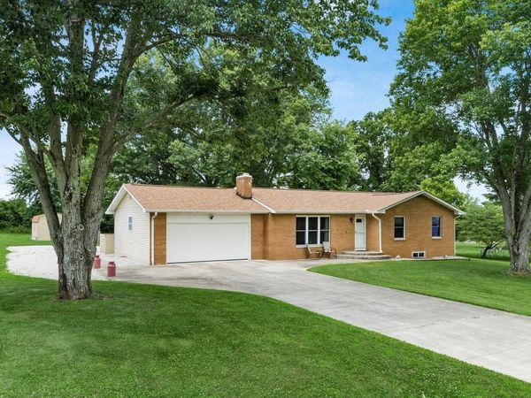 6191 Douglas Drive , Canal Winchester, OH 43110