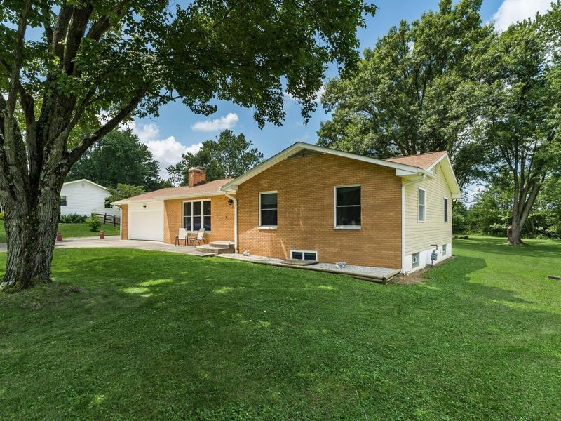 6191 Douglas Drive, Canal Winchester, OH 43110 Photo 3