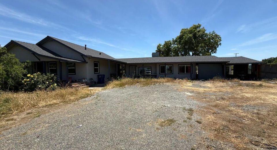 9824 Spring St, Galt, CA 95632 Photo