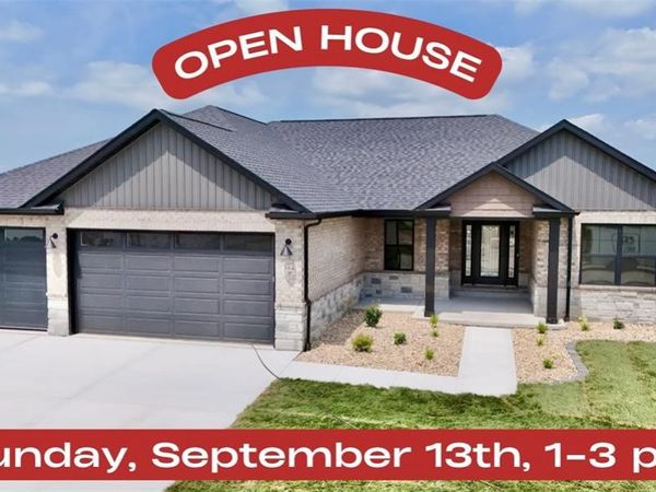 304 Rumsfeld Drive, Troy, IL 62294