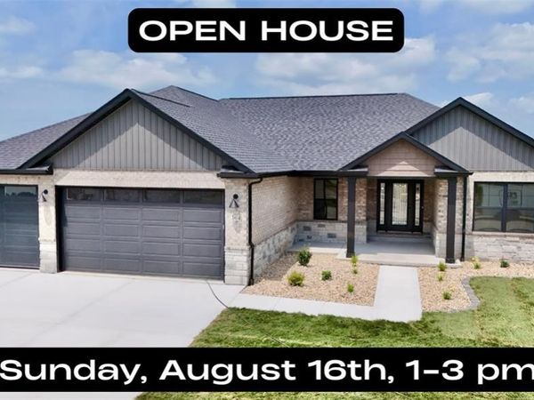 304 Rumsfeld Drive, Troy, IL 62294