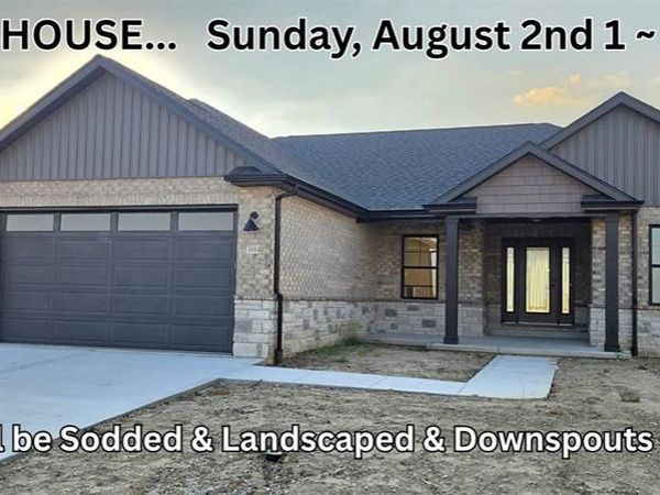304 Rumsfeld Drive, Troy, IL 62294