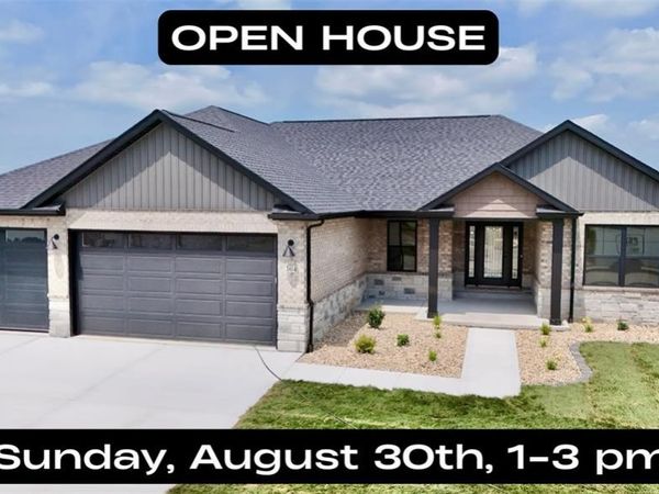304 Rumsfeld Drive, Troy, IL 62294