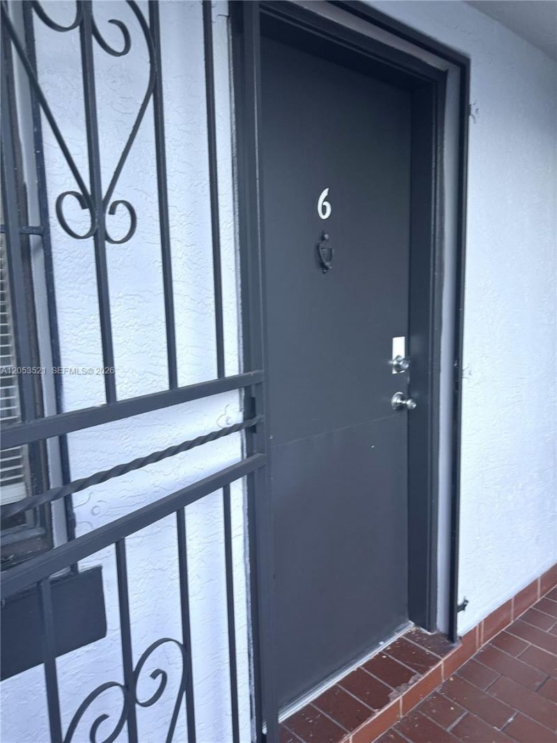 1944 SW 6th St , Unit 6, Miami, FL 33135 Photo