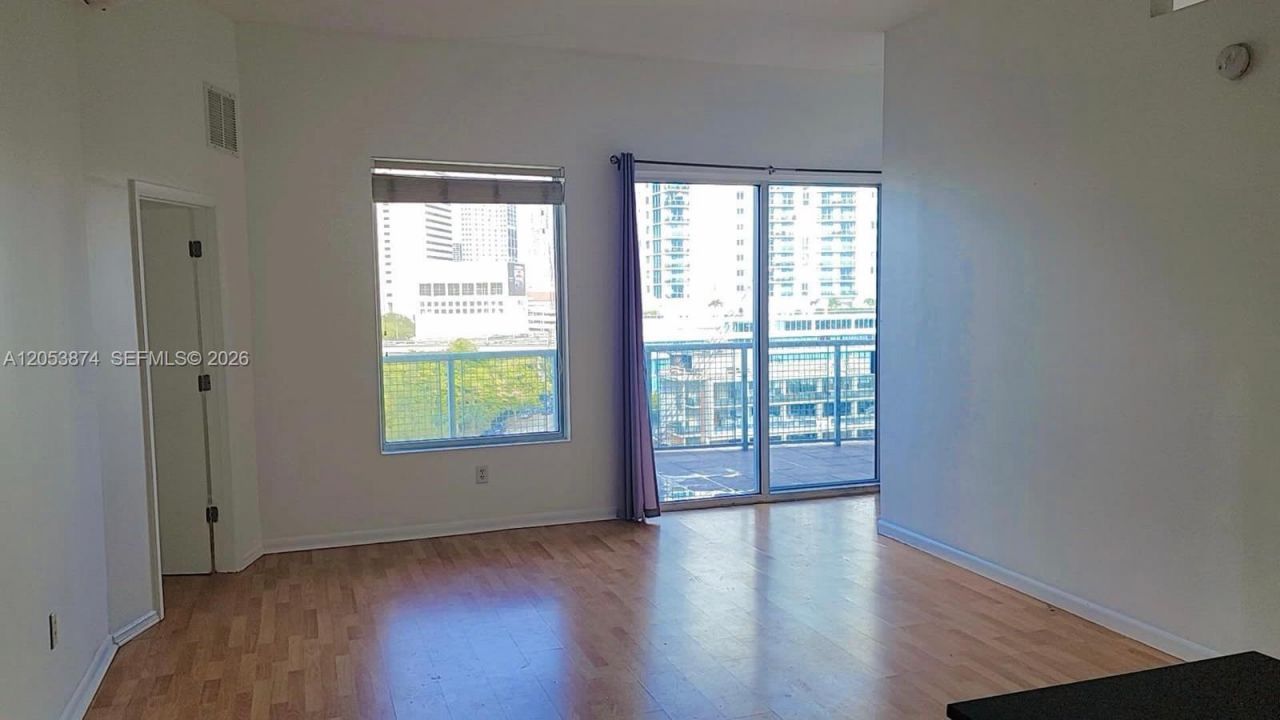 10 SW South River Dr , Unit 802, Miami, FL 33130 Photo