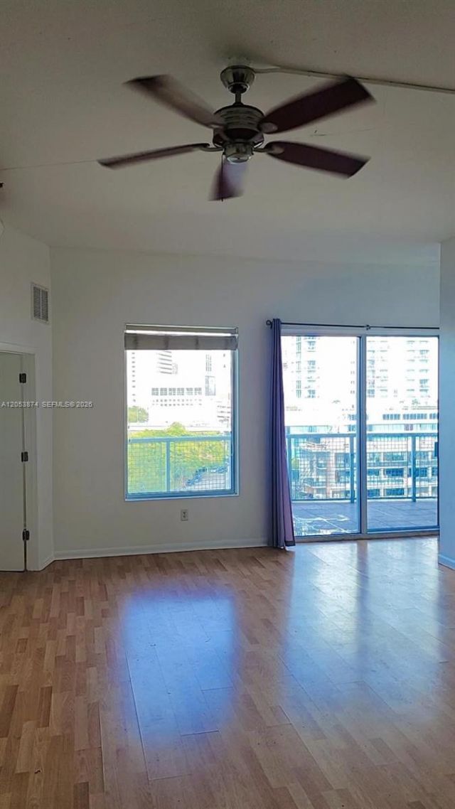 10 SW South River Dr , Unit 802, Miami, FL 33130 Photo