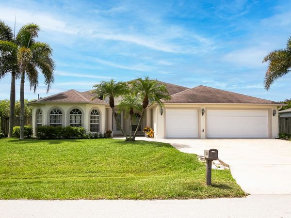 1218 SW Santiago Avenue, Port St. Lucie, FL 34953