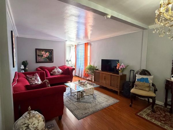 325 E 201 Street , Unit 5 G, Bronx, NY 10458