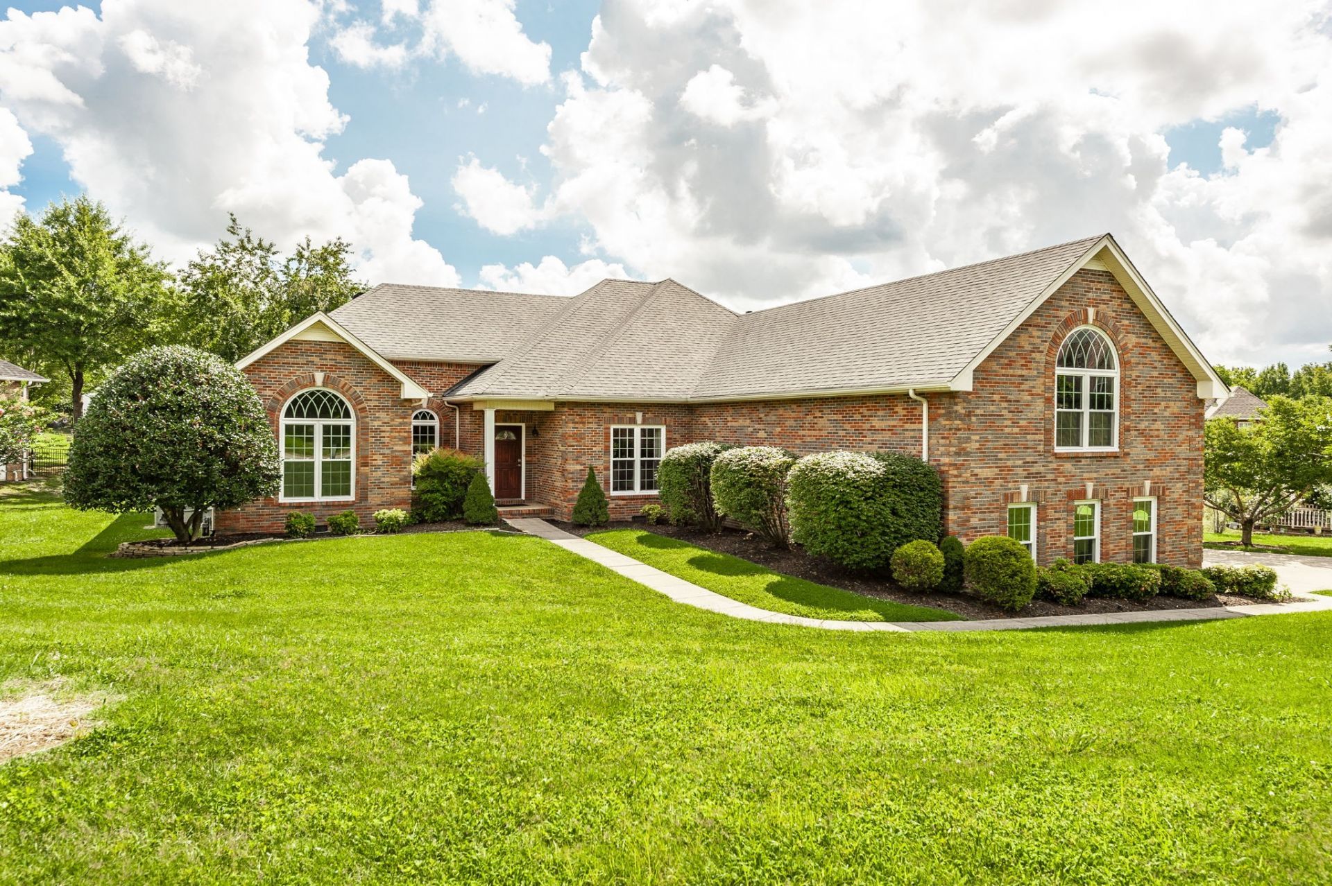 1006 Stafford Ct, Hendersonville, TN 37075 Main Photo