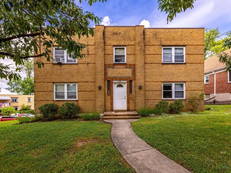 3130 Riddle View Lane, Cincinnati, OH 45220 Photo 1