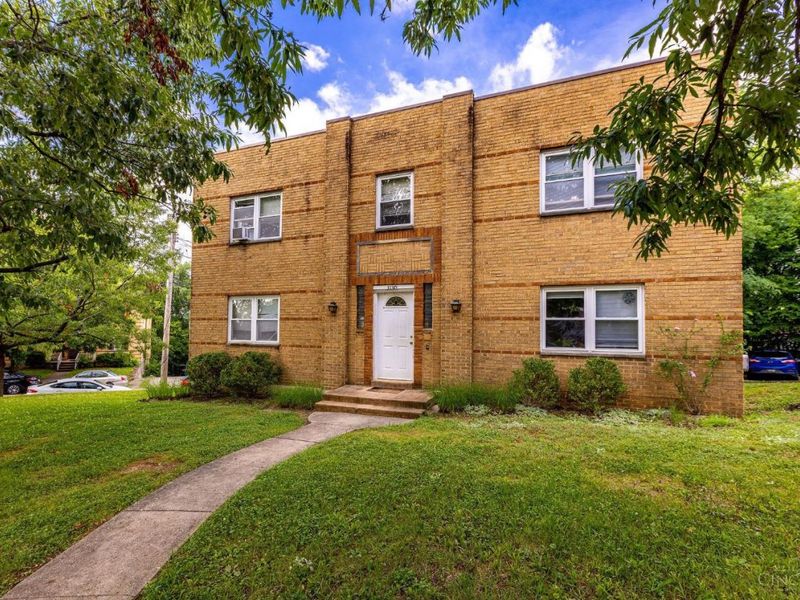 3130 Riddle View Lane, Cincinnati, OH 45220 Photo 4