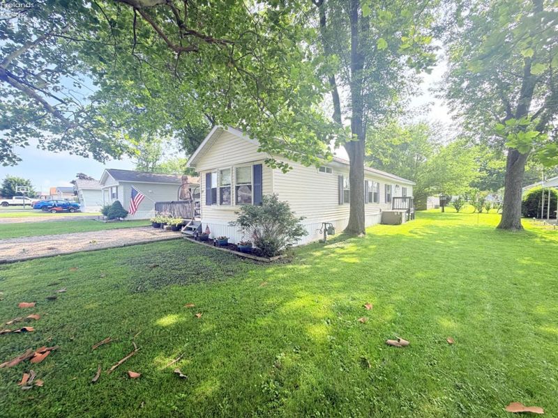 1600 N Buck Road, Unit 39, Marblehead, OH 43440 Photo 12