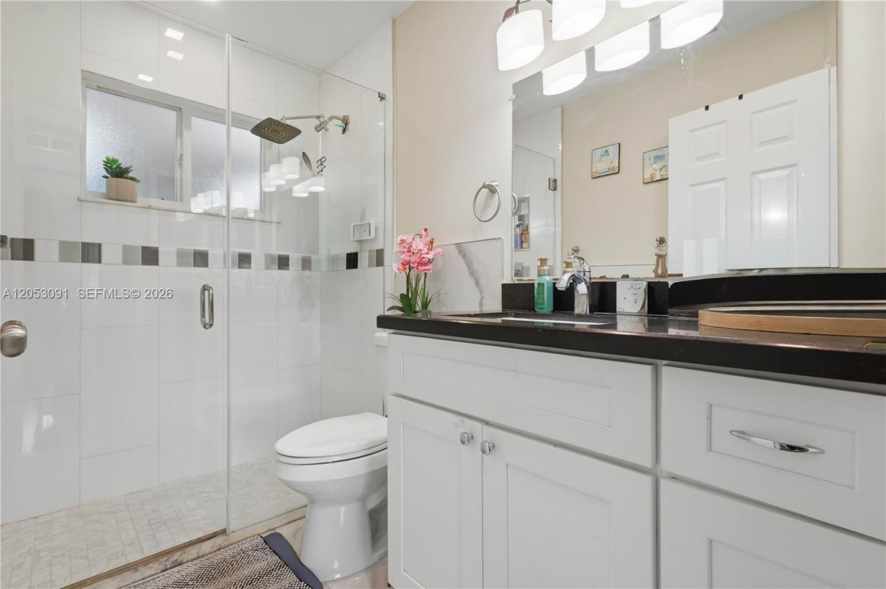 1465 NW 68th Ter , Margate, FL 33063 Photo