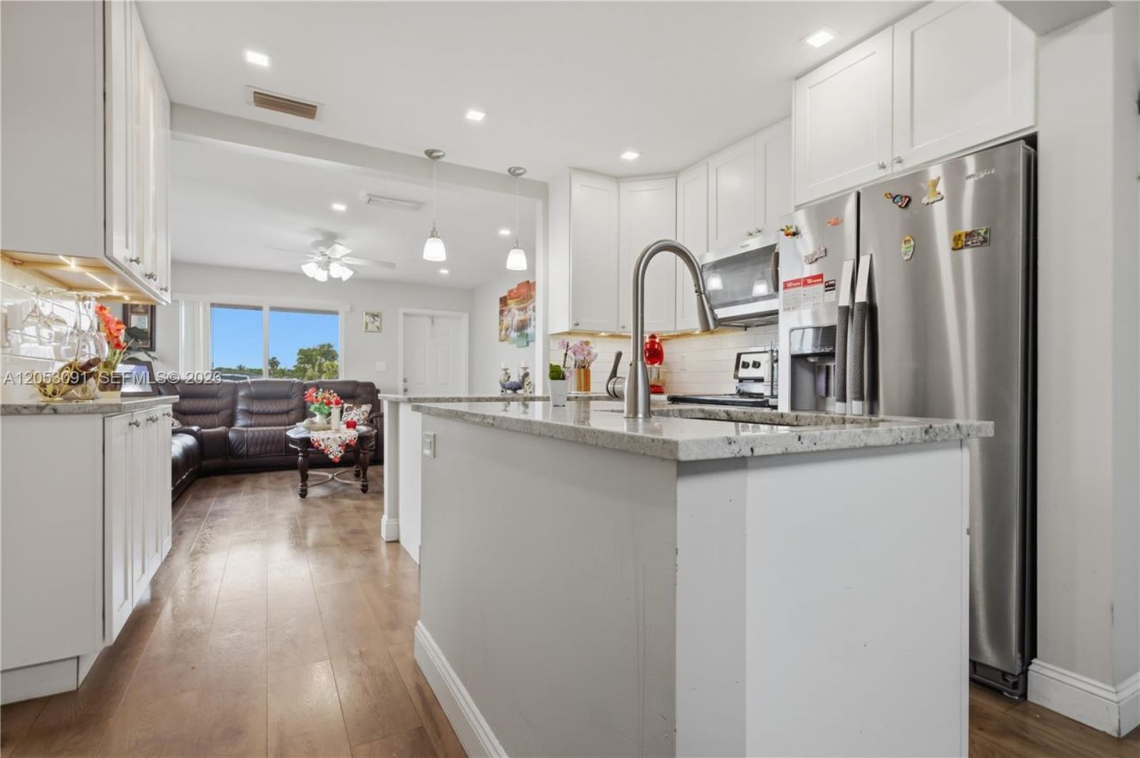 1465 NW 68th Ter, Margate, FL 33063 Photo