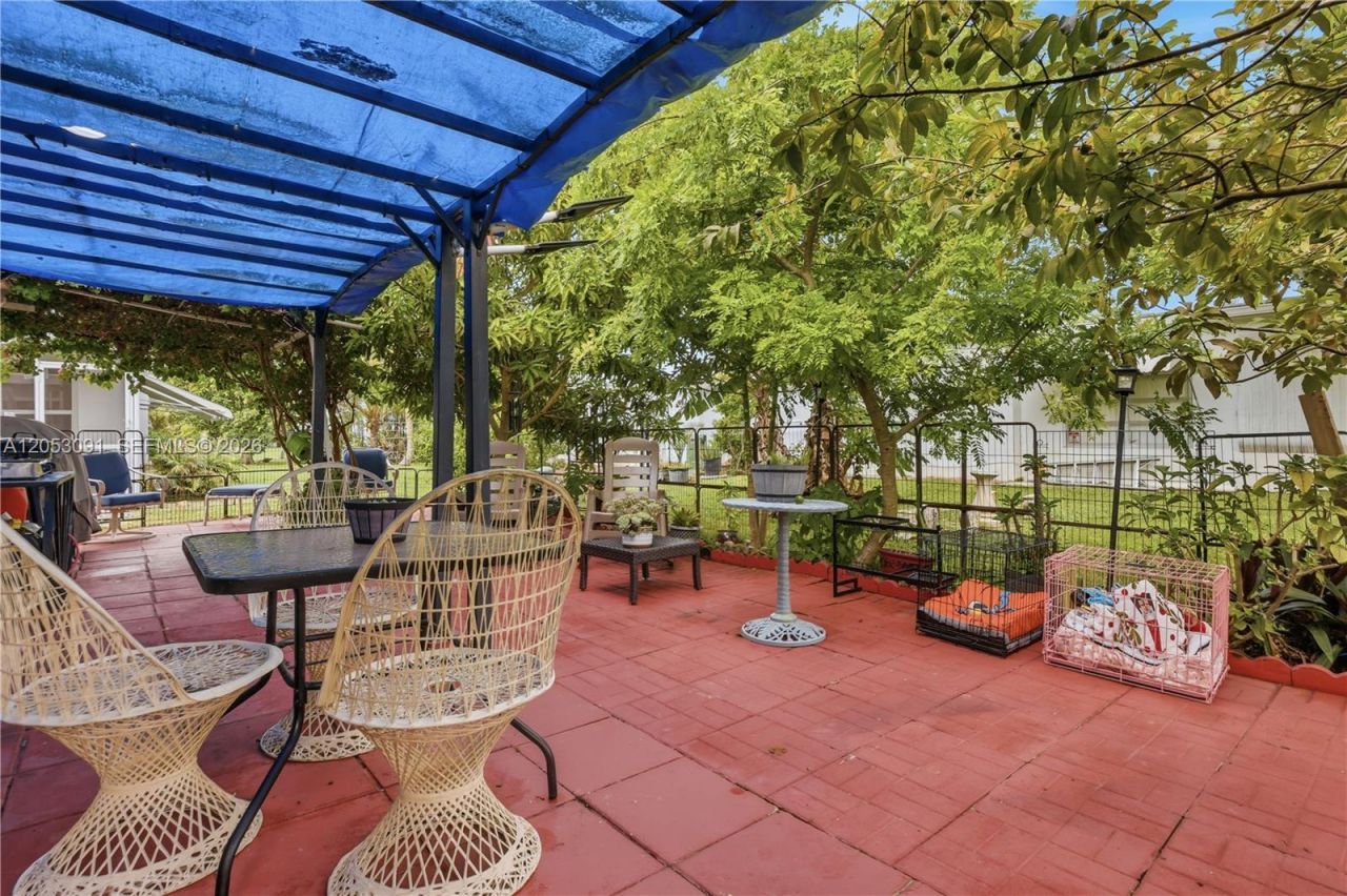 1465 NW 68th Ter , Margate, FL 33063 Photo