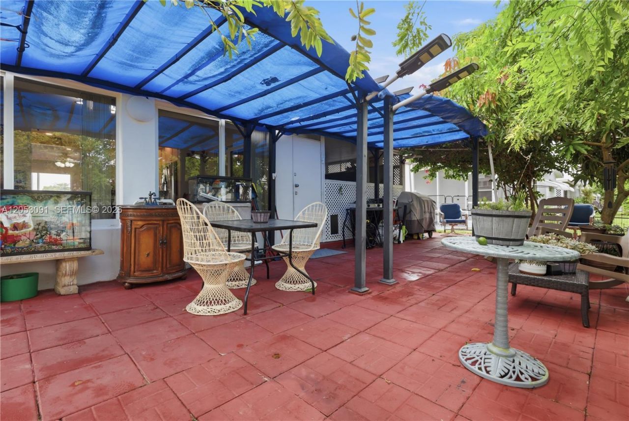 1465 NW 68th Ter, Margate, FL 33063 Photo