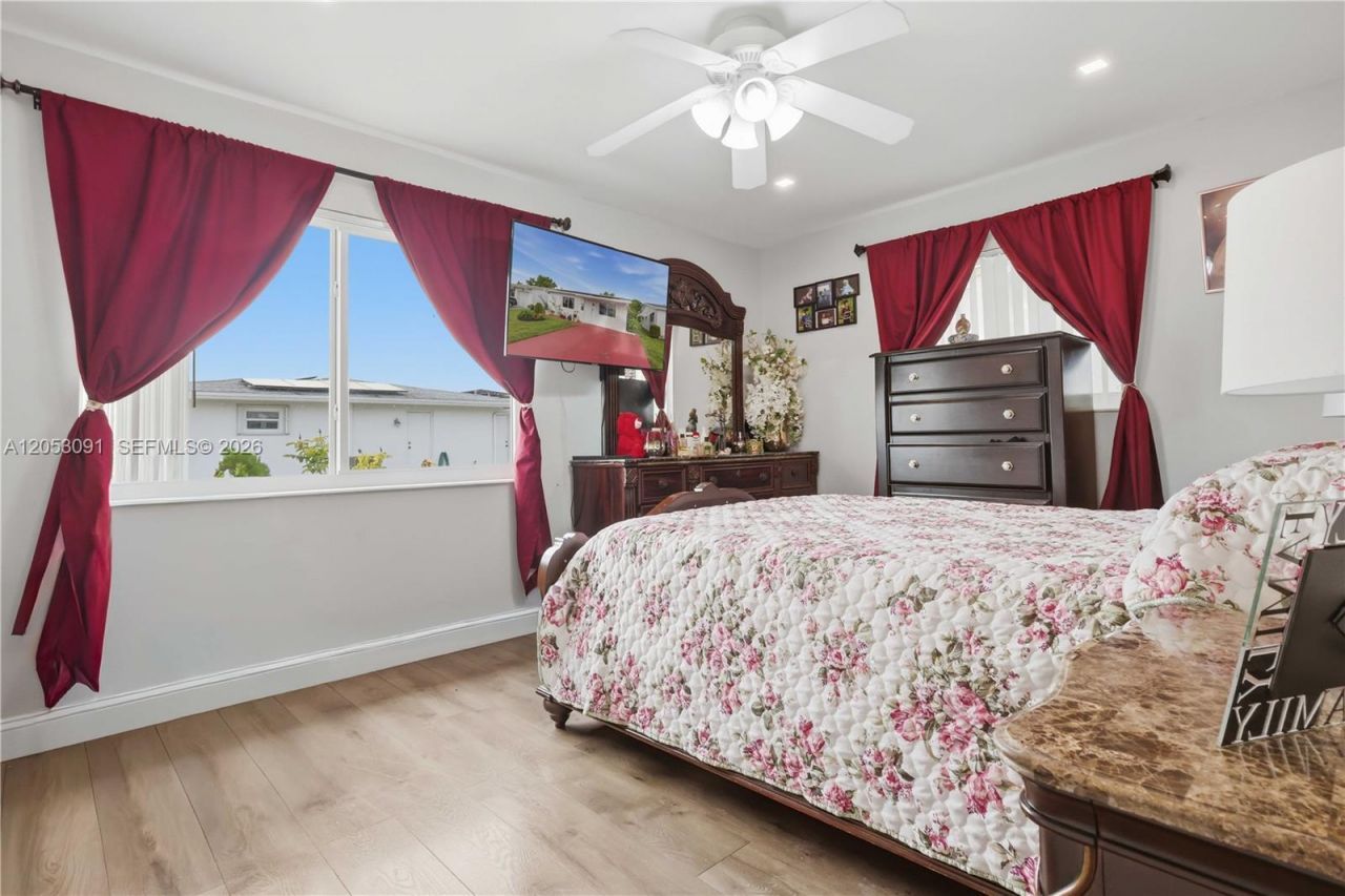 1465 NW 68th Ter, Margate, FL 33063 Photo