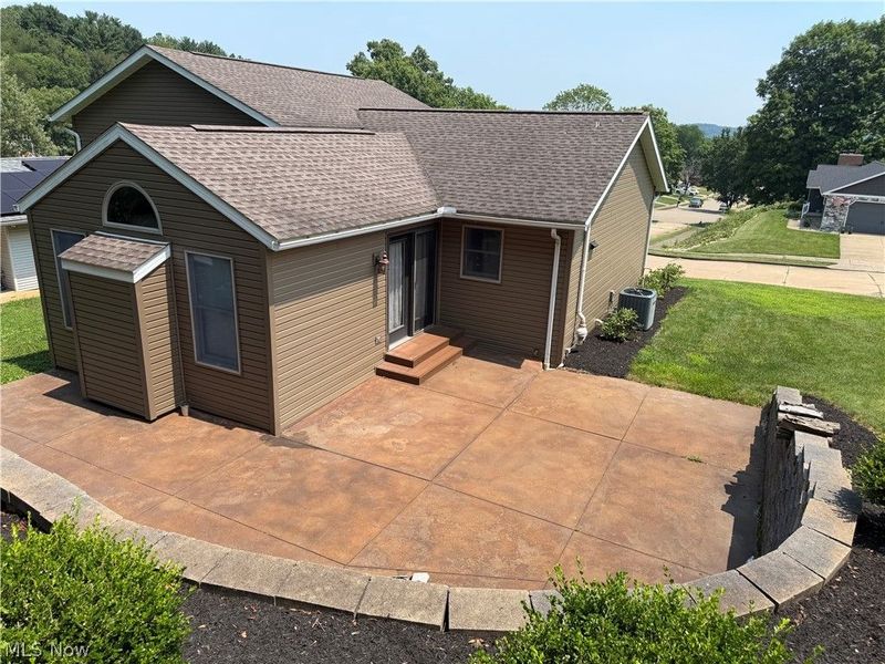 1016 Thomas Drive SW, New Philadelphia, OH 44663 Photo 5