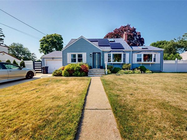 510 11th Street , West Babylon, NY 11704