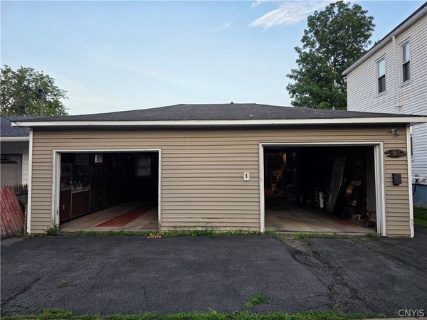 515 Niagara Street , Utica, NY 13501