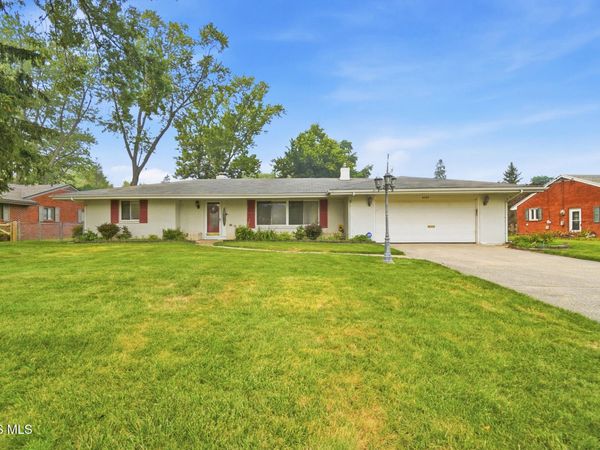 5122 Macklyn Drive, Toledo, OH 43615