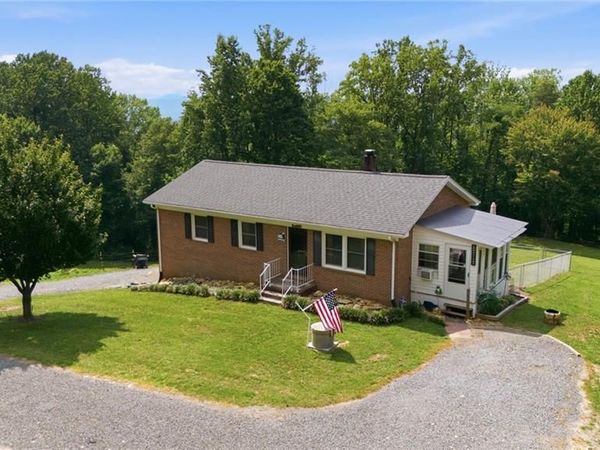 10027 Pine Street, Lowgap, NC 27024