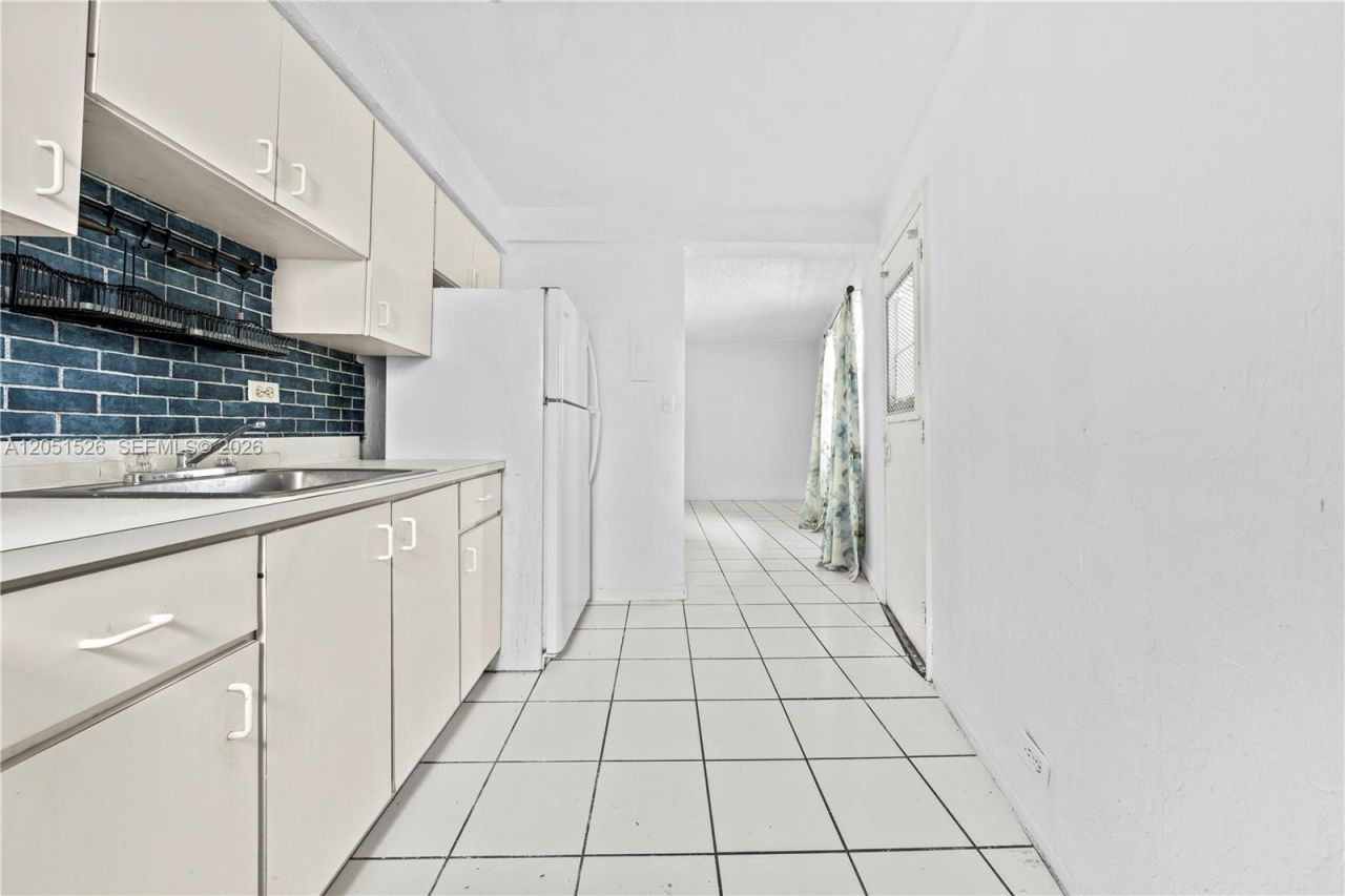 1610 NW N River Dr , Unit 201, Miami, FL 33125 Photo