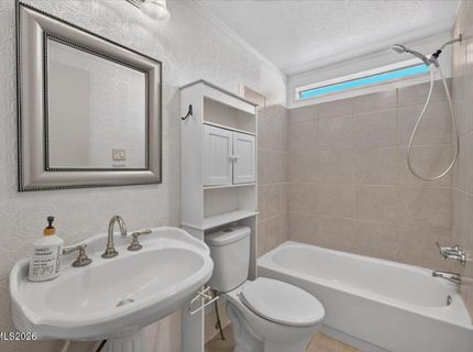 2630 Viking Way, Carson City, NV 89706 Photo