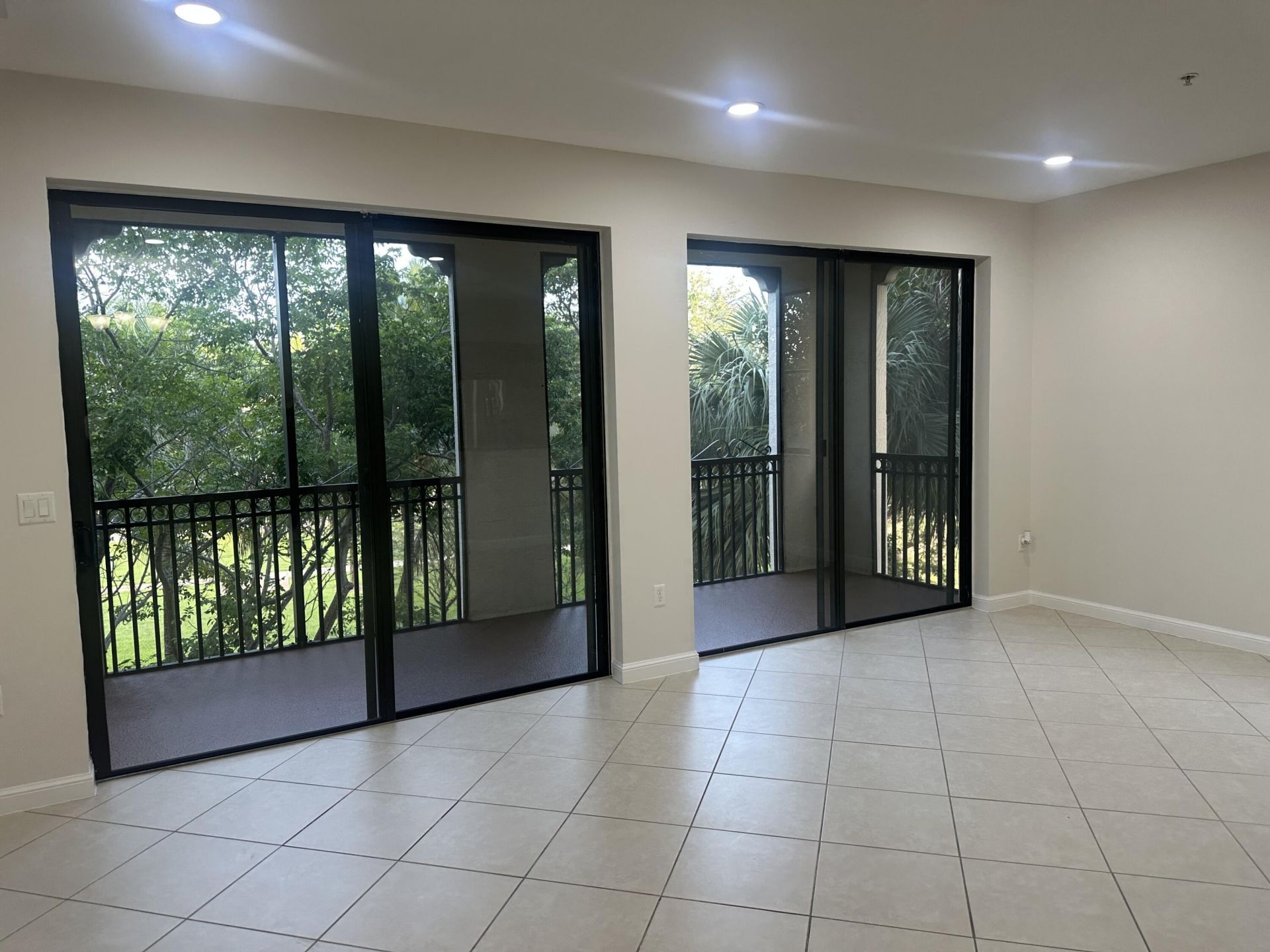 3020 NW 125th Avenue, Unit 315, Sunrise, FL 33323 Photo