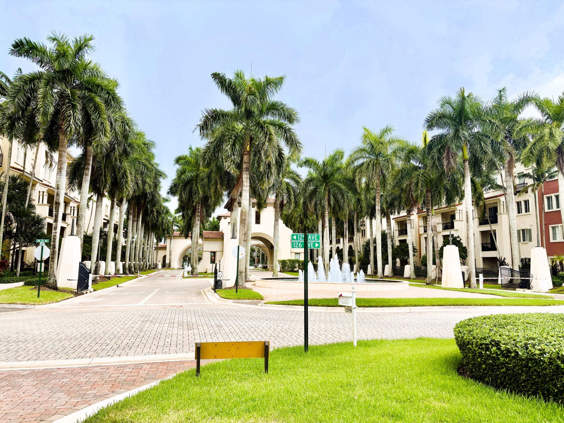 3020 NW 125th Avenue, Unit 315, Sunrise, FL 33323 Photo