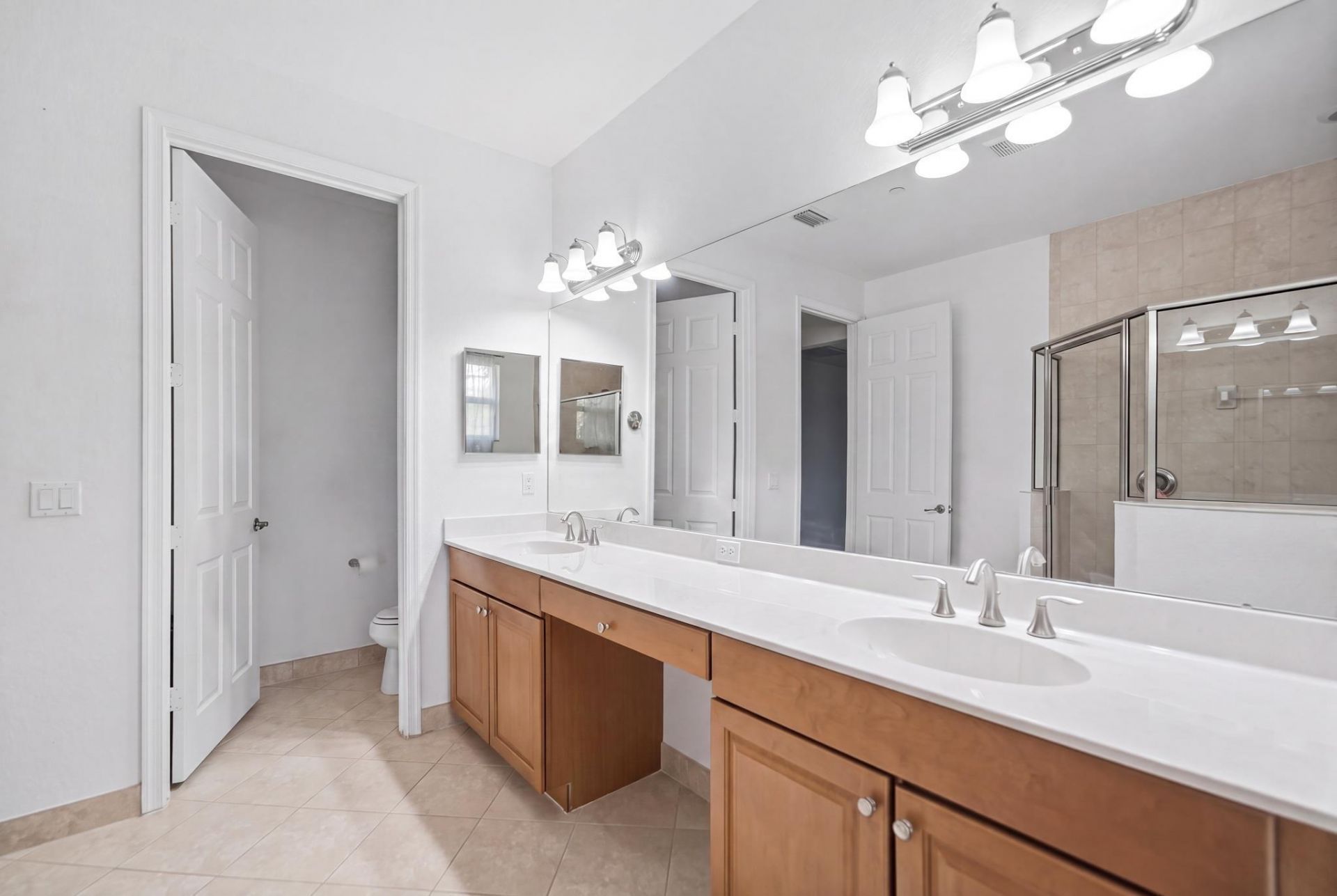 135 SW Walking Path, Stuart, FL 34997 Photo