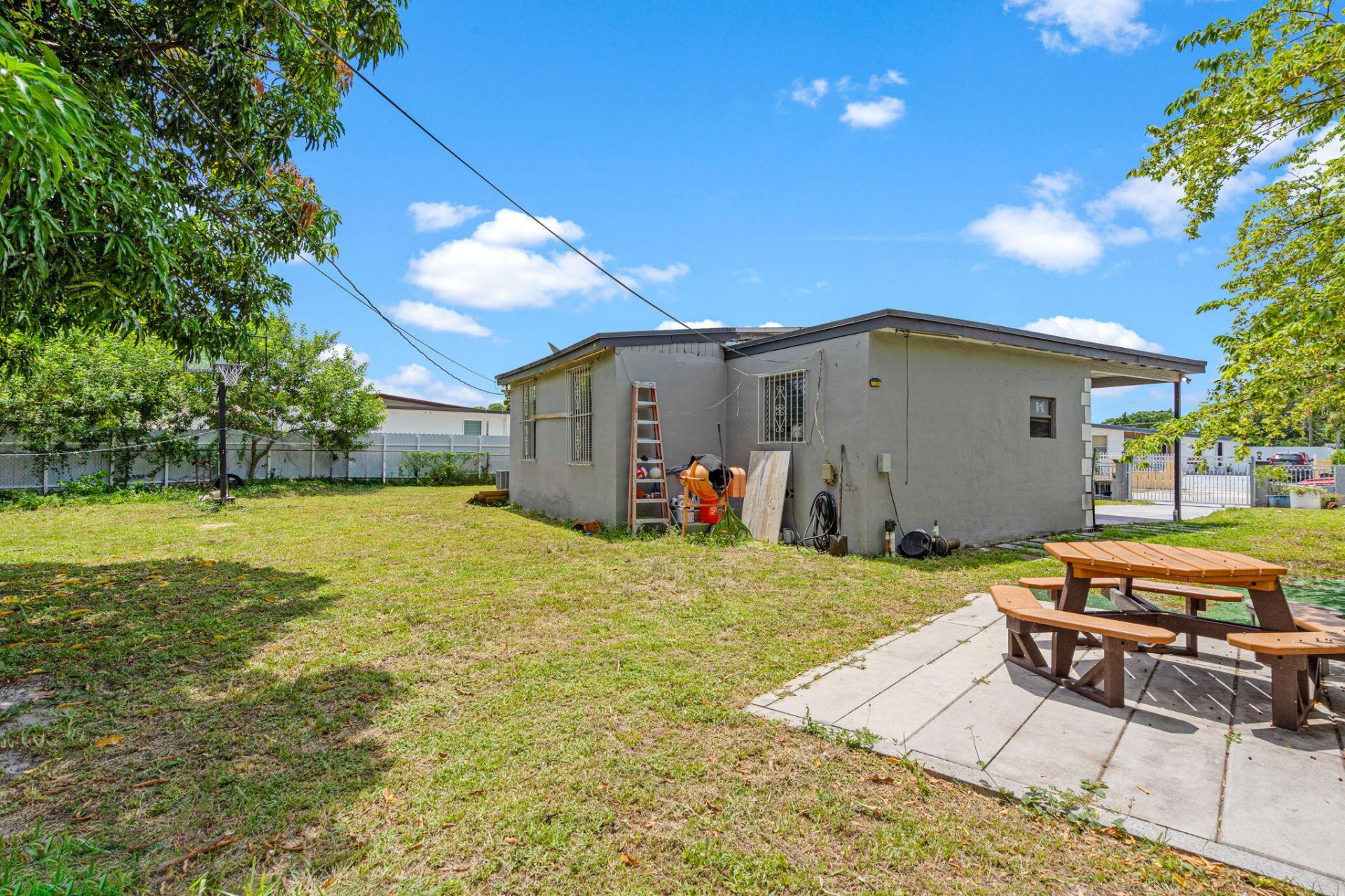3461 NW 177th Terrace, Miami Gardens, FL 33056 Photo