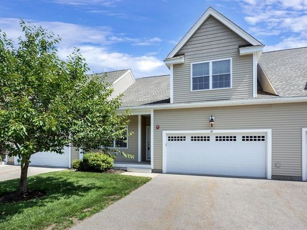 60 Tuscany Drive, Unit 60, Franklin, MA 02038