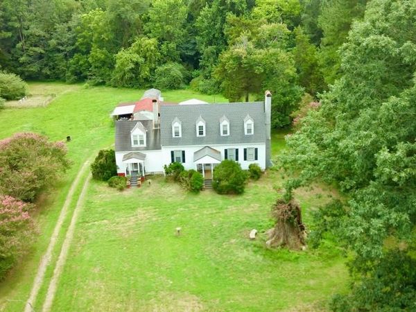 2788 GREAT OAK ROAD, WARFIELD, VA 23889