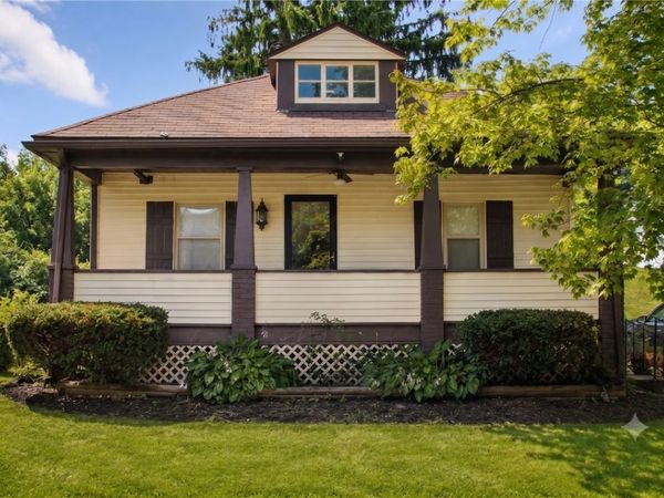 344 Mecklem Ln, Ellwood City, PA 16117