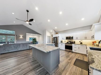 2810 Saint Nick Way, South Lake Tahoe, CA 96150 Photo