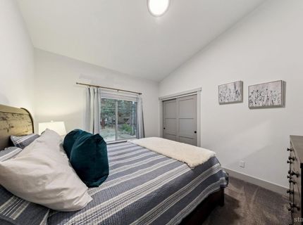 2810 Saint Nick Way, South Lake Tahoe, CA 96150 Photo