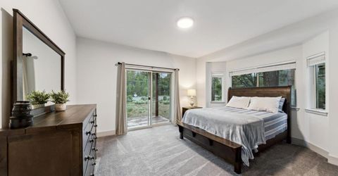 2810 Saint Nick Way, South Lake Tahoe, CA 96150 Photo