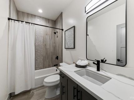 2810 Saint Nick Way, South Lake Tahoe, CA 96150 Photo
