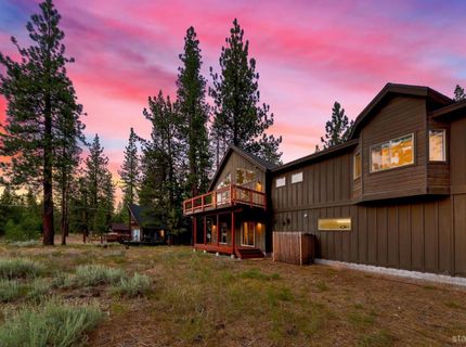 2810 Saint Nick Way, South Lake Tahoe, CA 96150 Photo