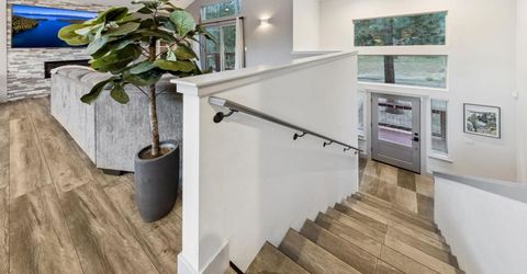 2810 Saint Nick Way, South Lake Tahoe, CA 96150 Photo