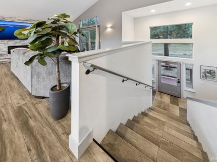 2810 Saint Nick Way, South Lake Tahoe, CA 96150 Photo