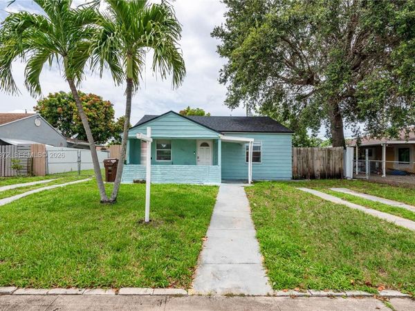 681 NE 1st Pl , Hialeah, FL 33010