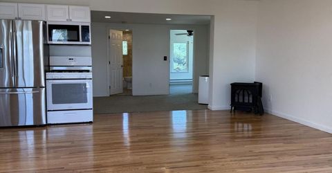 514 N Oregon Street, Yerington, NV 89447 Photo