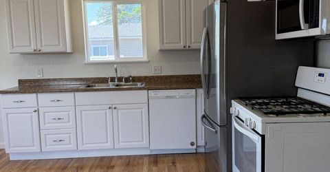 514 N Oregon Street, Yerington, NV 89447 Photo