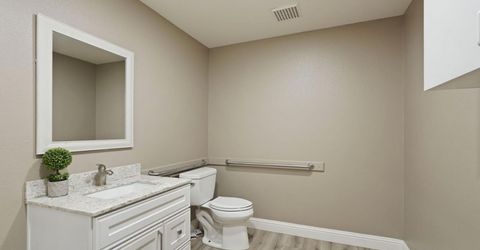 217 4th St #1, Unit 1, Galt, CA 95632 Photo